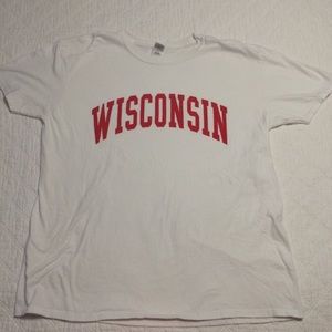 Wisconsin graphic tee shirt